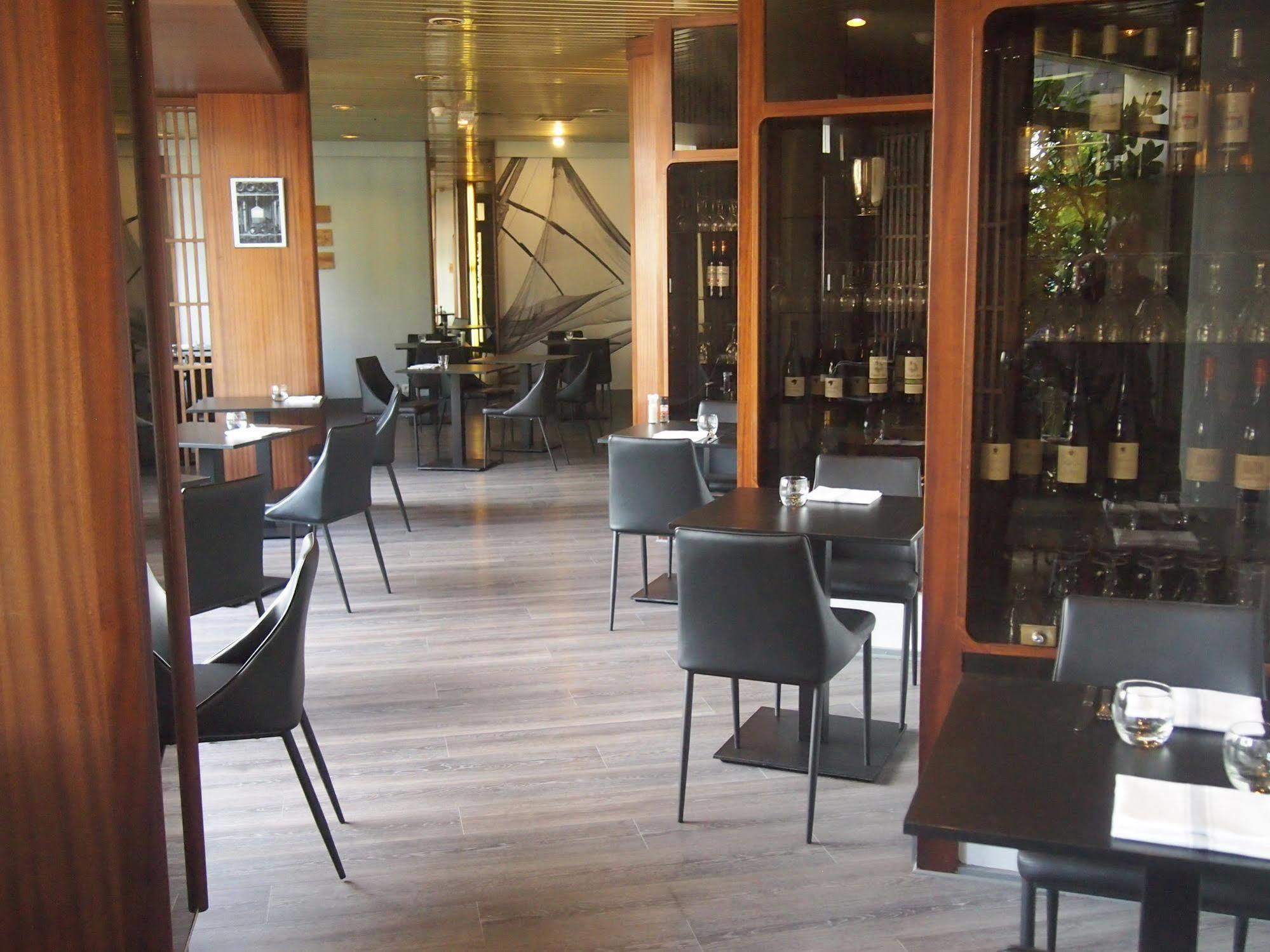 Comfort Hotel Rosporden Concarneau Exterior photo